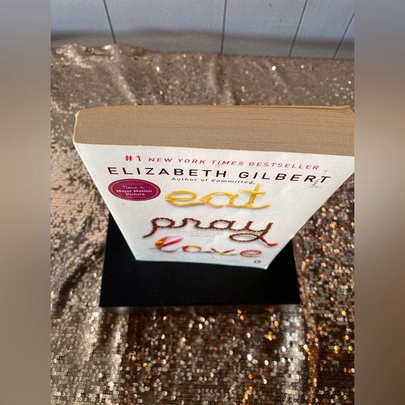 Eat Pray Love by Elizabeth Gilbert - Picture 2 of 4